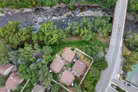 View/Area - 3000 Eaglebend Dr # 11, Avon, CO 81620 photo 2 of 4