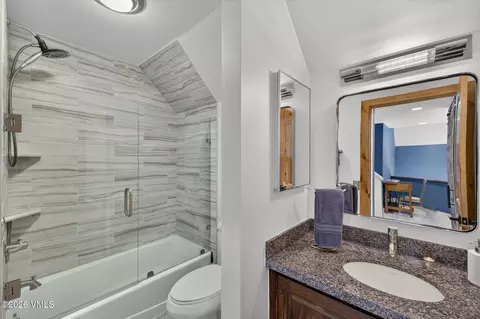 Bath - 3000 Eaglebend Dr # 11, Avon, CO 81620 photo 5 of 6