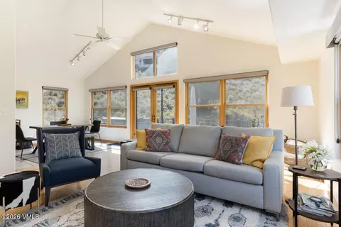 Living - 21 Concho Dr, Edwards, CO 81632 photo 2 of 5
