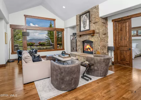 Living - 511 Settlers Loop, Edwards, CO 81632 photo 2 of 10