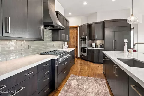 Kitchen - 511 Settlers Loop, Edwards, CO 81632 photo 4 of 6