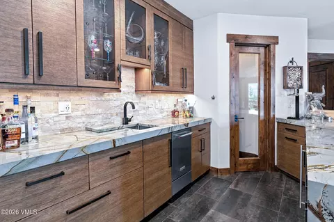 Kitchen - 511 Settlers Loop, Edwards, CO 81632 photo 5 of 6