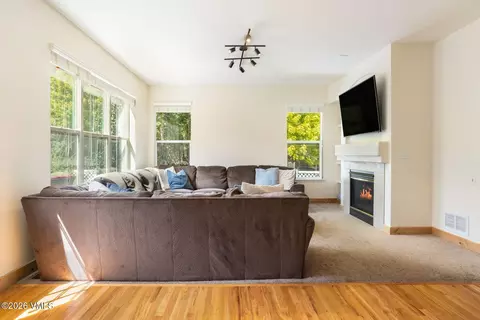 Living - 726 Founders Ave, Eagle, CO 81631 photo 2 of 3