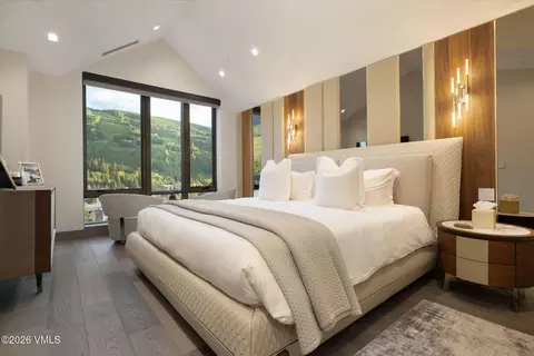 Bedroom - 430 S Frontage Rd E # 406, Vail, CO 81657 photo 1 of 5
