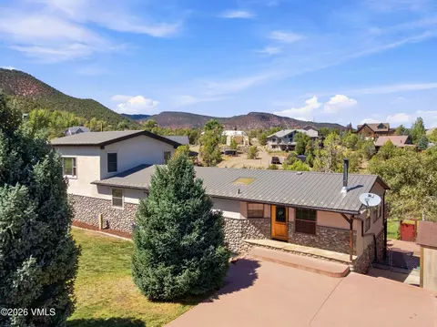 861 Sunset Ln, Gypsum, CO 81637