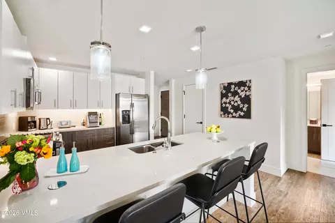 Kitchen - 430 S Frontage Rd E #RU-E, Vail, CO 81657 photo 5 of 7