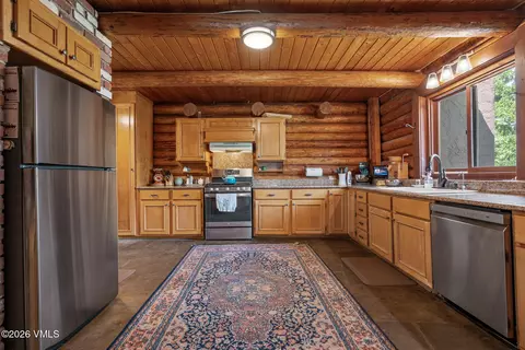 Kitchen - 49 Idlewild Pl # B, Edwards, CO 81632 photo 2 of 2