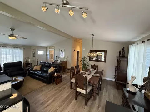 114 Pinon St, Gypsum, CO 81637