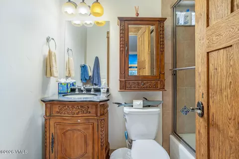 Bath - 325 N Penstemon Ln, Eagle, CO 81631 photo 8 of 10