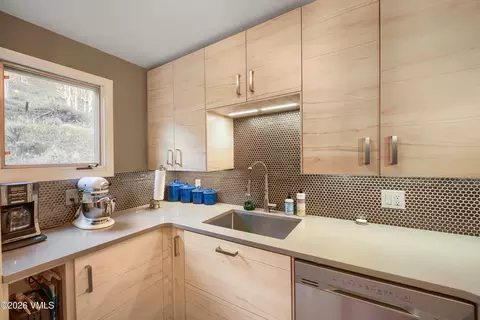 Kitchen - 2099 Chamonix Ln #2A, Vail, CO 81657 photo 3 of 4