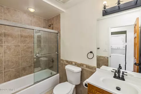 Bath - 214 Capitol St, Eagle, CO 81631 photo 2 of 2