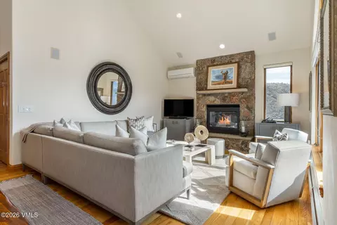 Living - 41 Saddle Dr, Edwards, CO 81632 photo 4 of 6