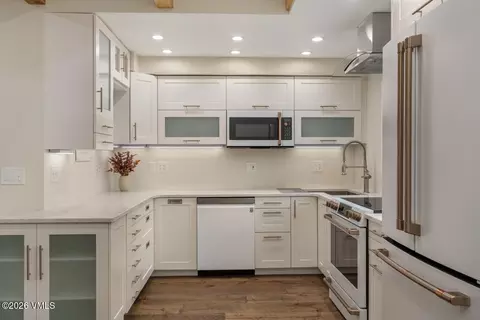 Kitchen - 2195 Chamonix Ln #3A, Vail, CO 81657 photo 2 of 2