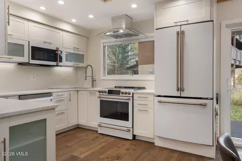 Kitchen - 2195 Chamonix Ln #3A, Vail, CO 81657 photo 1 of 2