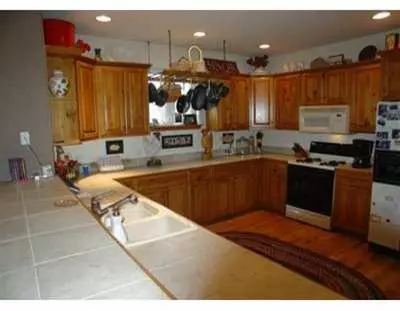 151 Mesa Dr, Eagle, CO 81631 photo 2