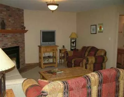 4295 Columbine Dr #4A, Vail, CO 81657 photo 2