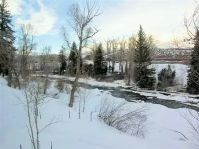 147 Eagle River Rd, Edwards, CO 81632 photo 2
