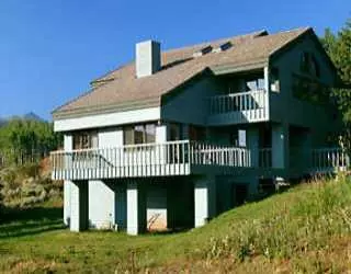 588 Eagle Crest Rd, Edwards, CO 81632 photo 1