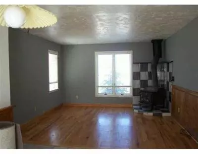 418 Howard St, Eagle, CO 81631 photo 2