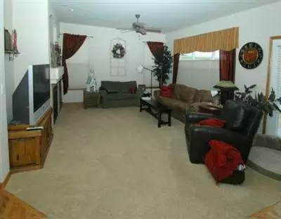 85 Ewing St, Eagle, CO 81631 photo 2