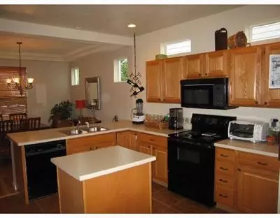 35 Mayer St, Eagle, CO 81631 photo 2