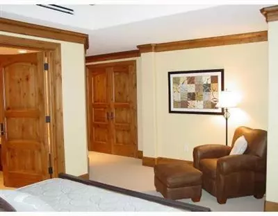74 Willow Rd #105, Vail, CO 81657 photo 7