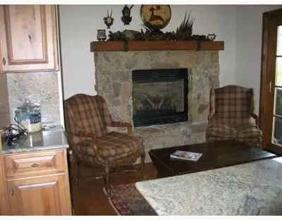 1941 Alpine Dr, Vail, CO 81657 photo 6