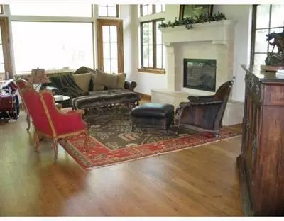 1941 Alpine Dr, Vail, CO 81657 photo 3