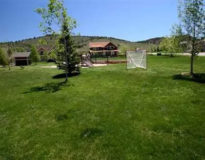 105 Aidan Rd, Eagle, CO 81631 photo 2