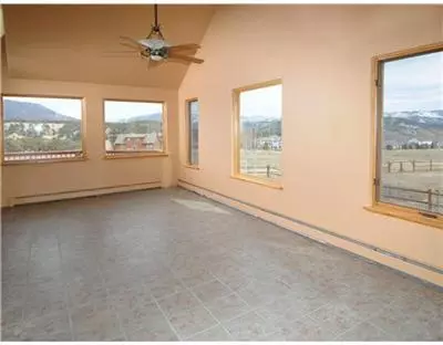 1274 Mesa Dr, Eagle, CO 81631 photo 2