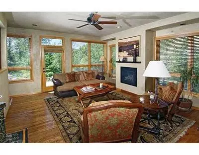 50 Singletree Rd #B, Edwards, CO 81632 photo 2