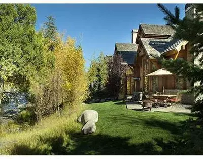 301 Eagle River Rd, Edwards, CO 81632 photo 1