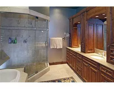 301 Eagle River Rd, Edwards, CO 81632 photo 5