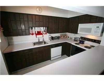 103 Willow Pl #206, Vail, CO 81657 photo 5