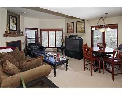 411 Eagle Dr #8, Avon, CO 81620 photo 1