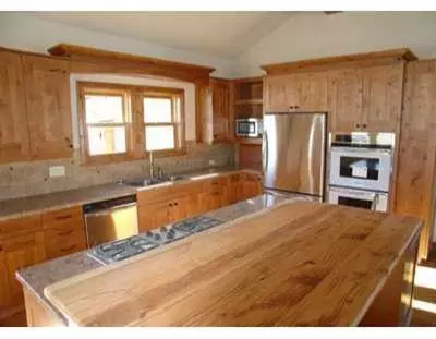 135 Bunkhouse Pl, Eagle, CO 81631 photo 2