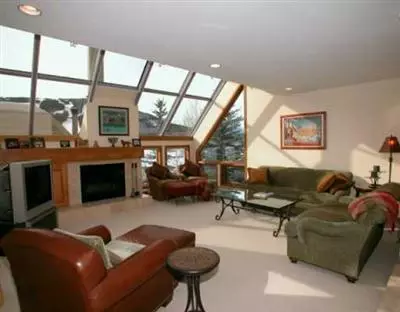 770 Potato Patch Dr #4, Vail, CO 81657 photo 3