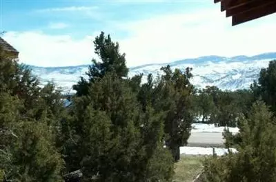 913 Mesa Dr, Eagle, CO 81631 photo 2