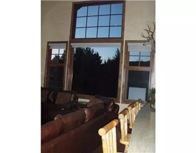 390 Eagle Dr, Avon, CO 81620 photo 3