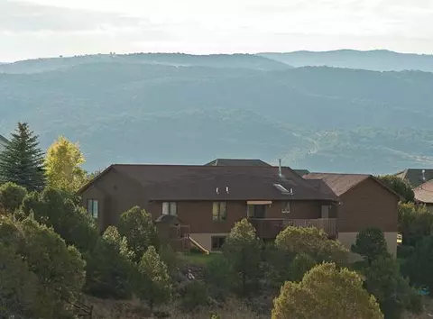 1267 Mesa Dr, Eagle, CO 81631 photo 2