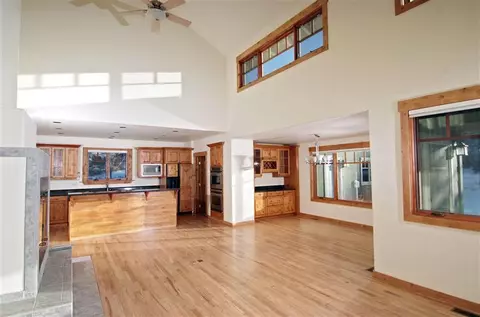 190 Bunkhouse Pl, Eagle, CO 81631 photo 2