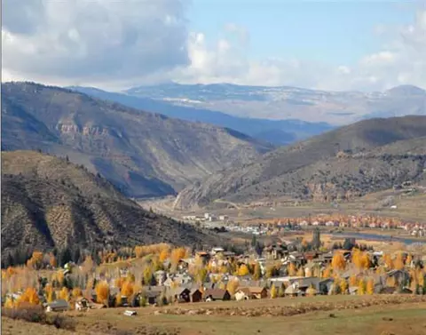 185 Russell, Edwards, CO 81632 photo 2