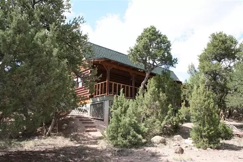704 Mesa Dr, Eagle, CO 81631 photo 2