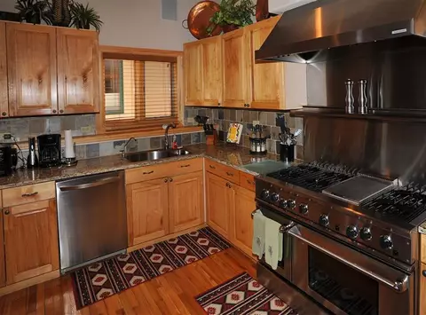 661 Singletree Rd #B, Edwards, CO 81632 photo 3