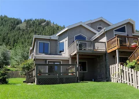 1377 Deer Blvd #E, Avon, CO 81620 photo 7