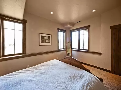 384 Harrier Cir, Eagle, CO 81631 photo 23