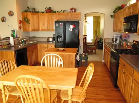 931 Sylvan Lake Rd, Eagle, CO 81631 photo 2