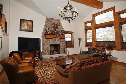 1787 Alpine Dr, Vail, CO 81657 photo 4