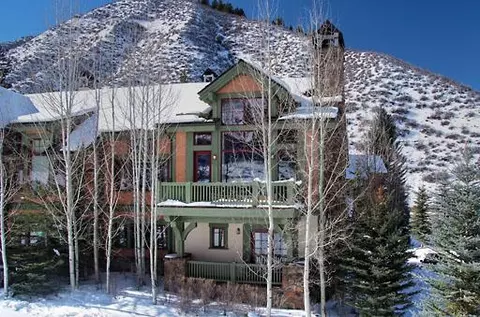 408 Cresta Rd, Edwards, CO 81632 photo 1
