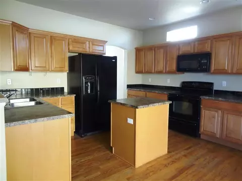 261 Longview Ave, Eagle, CO 81631 photo 3